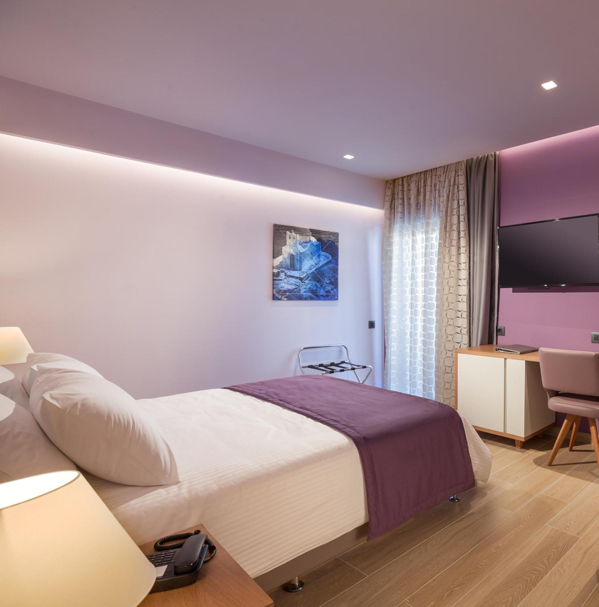 Single Room